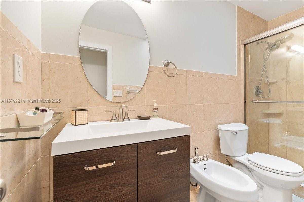 Small Image of 2650 SCOTT ST, Hollywood Number 20