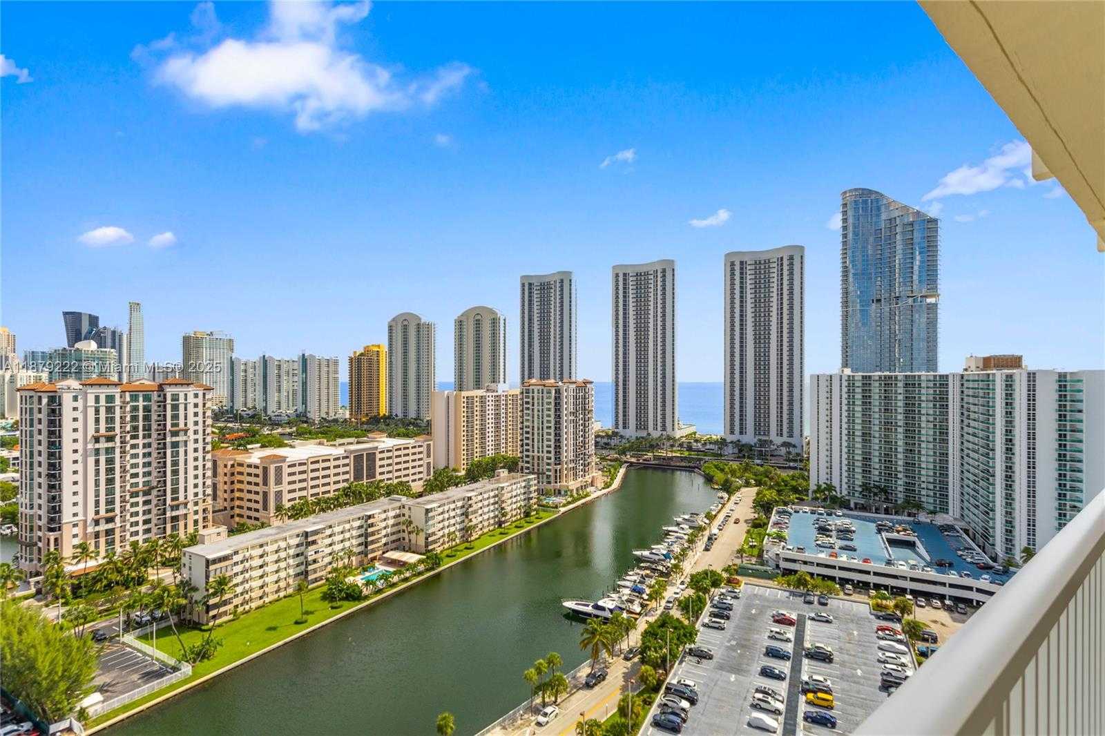 Small Image of 300 BAYVIEW DR #1203, Sunny Isles Beach Number 5