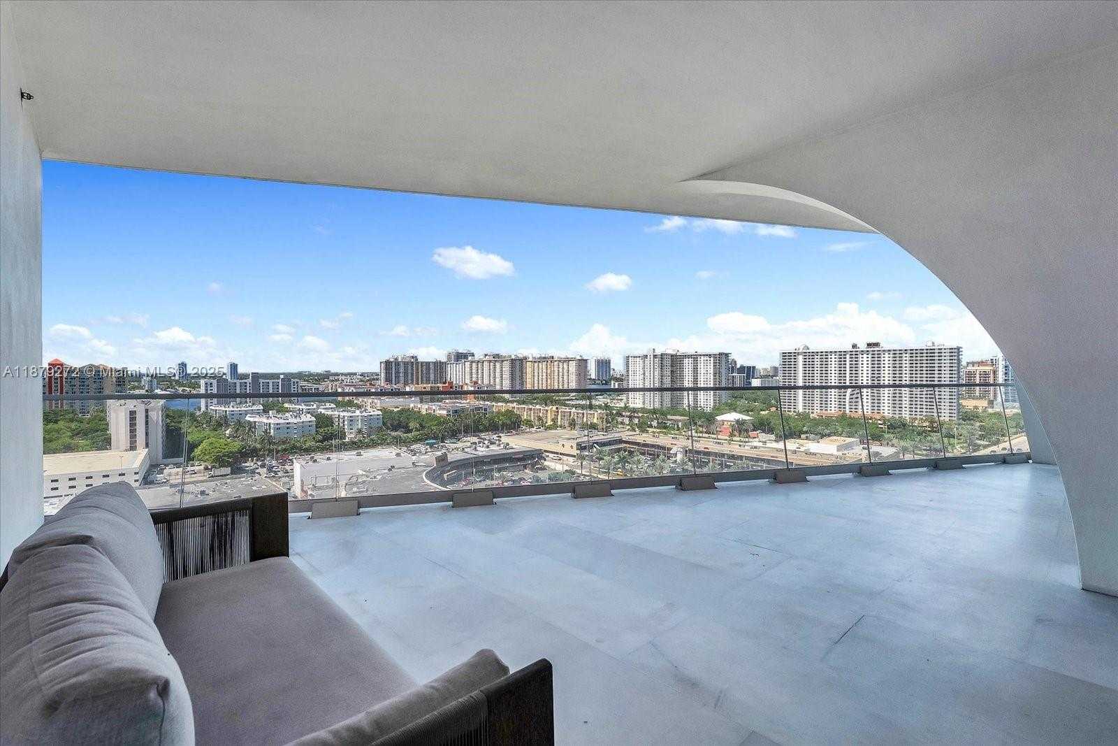 Small Image of 16901 COLLINS AVE #1403, Sunny Isles Beach Number 19