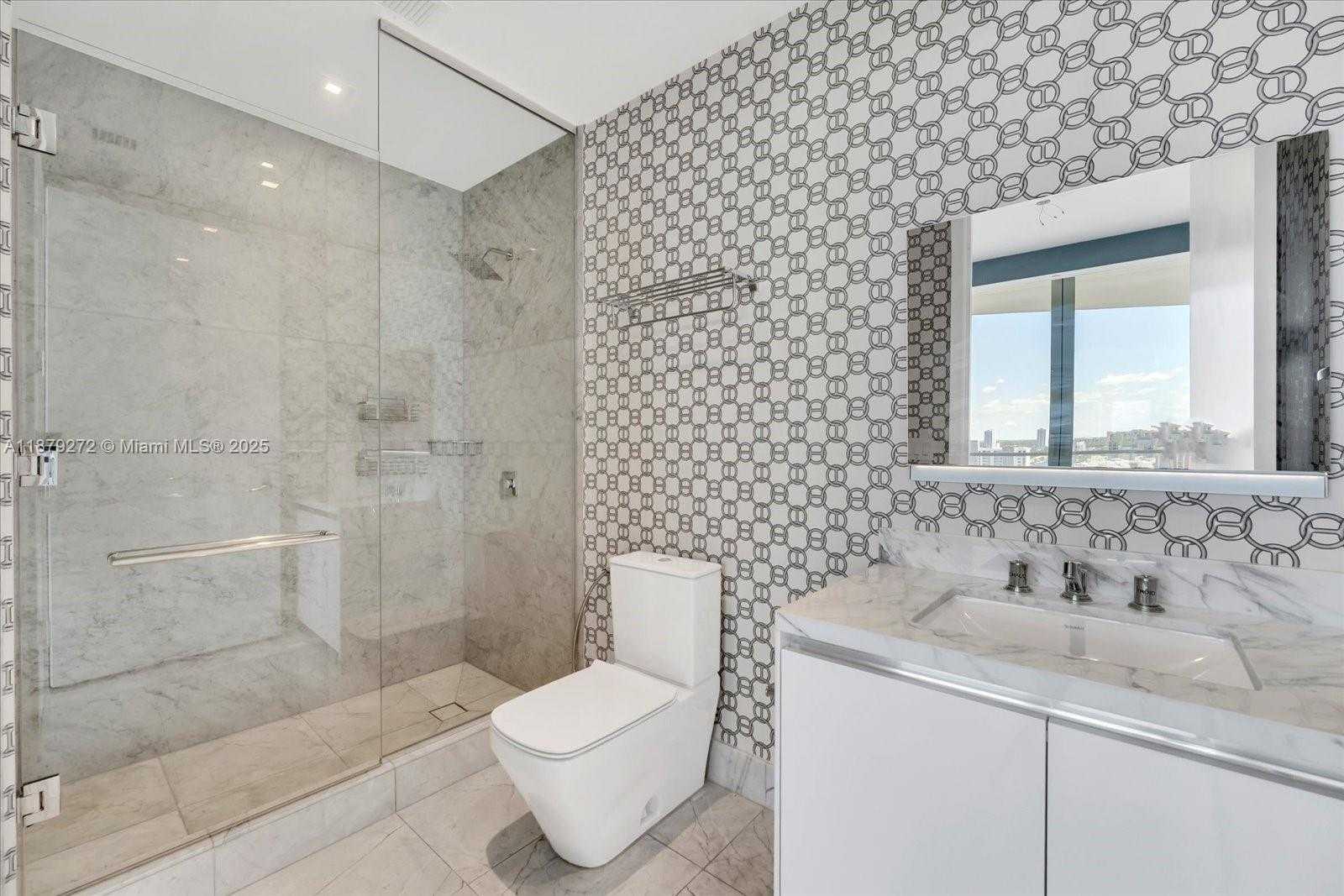 Small Image of 16901 COLLINS AVE #1403, Sunny Isles Beach Number 28