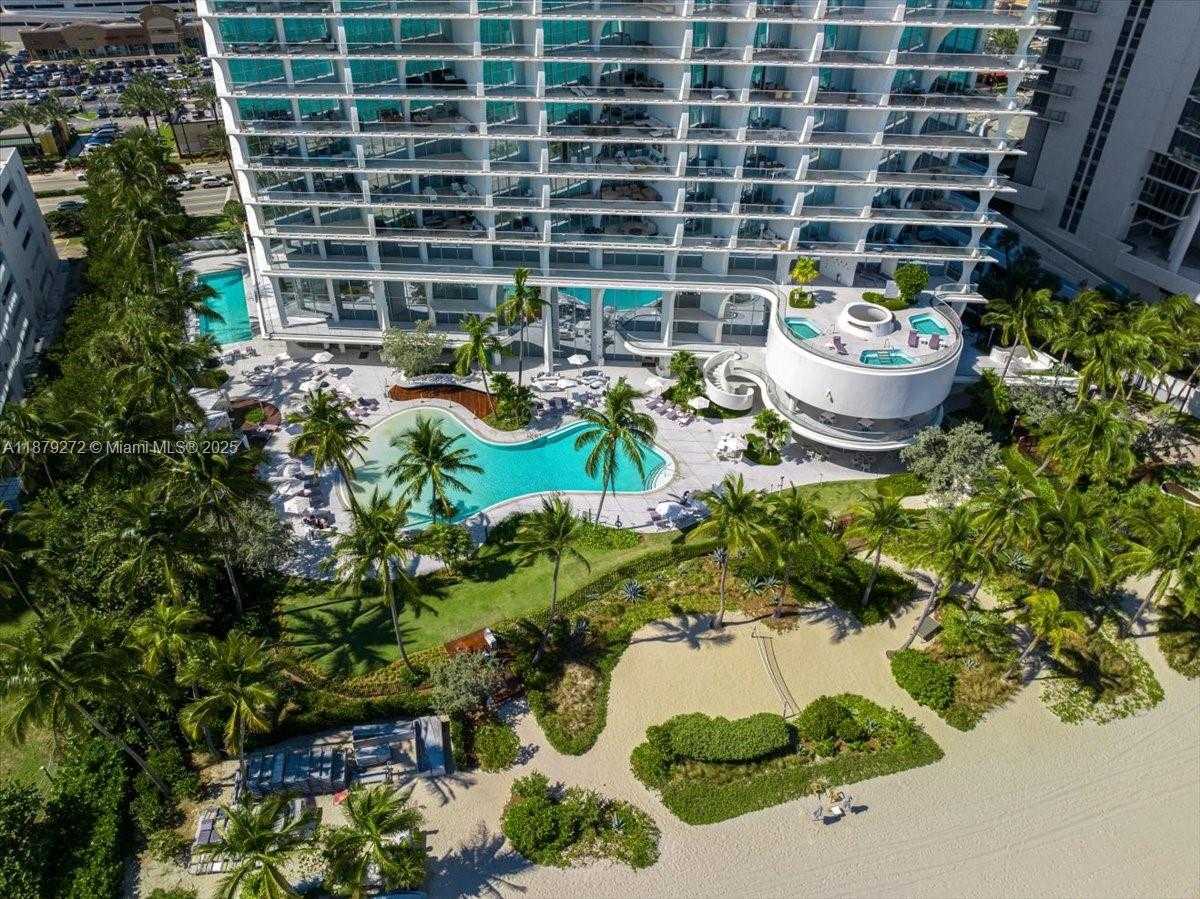 Small Image of 16901 COLLINS AVE #1403, Sunny Isles Beach Number 3