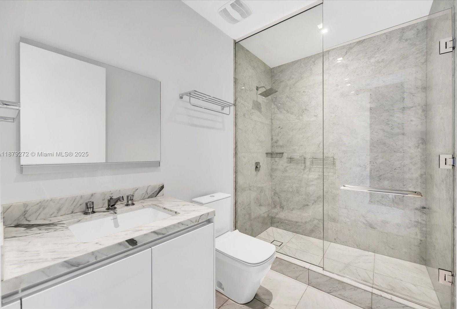 Small Image of 16901 COLLINS AVE #1403, Sunny Isles Beach Number 31