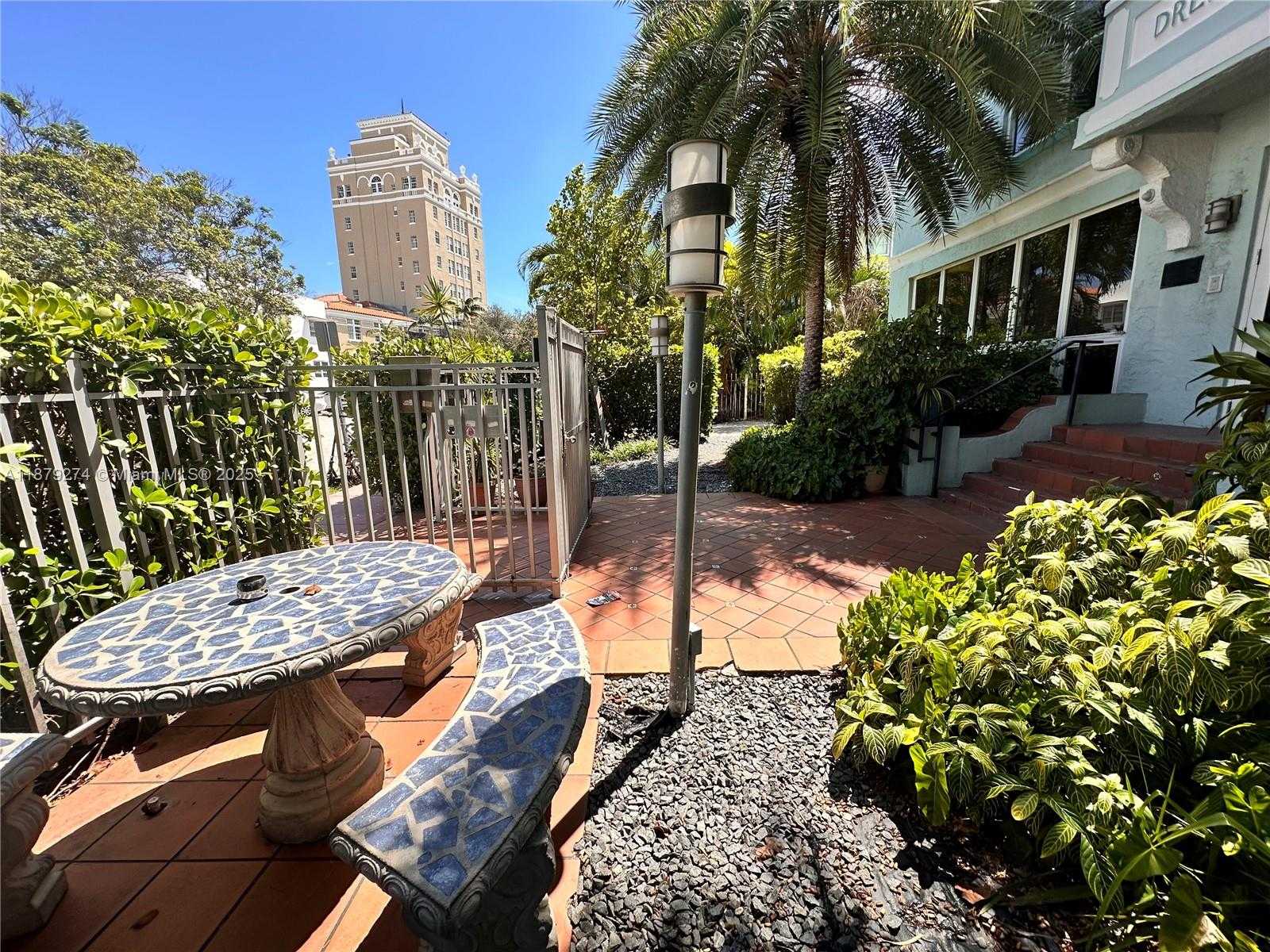 Small Image of Miami Beach Number 16