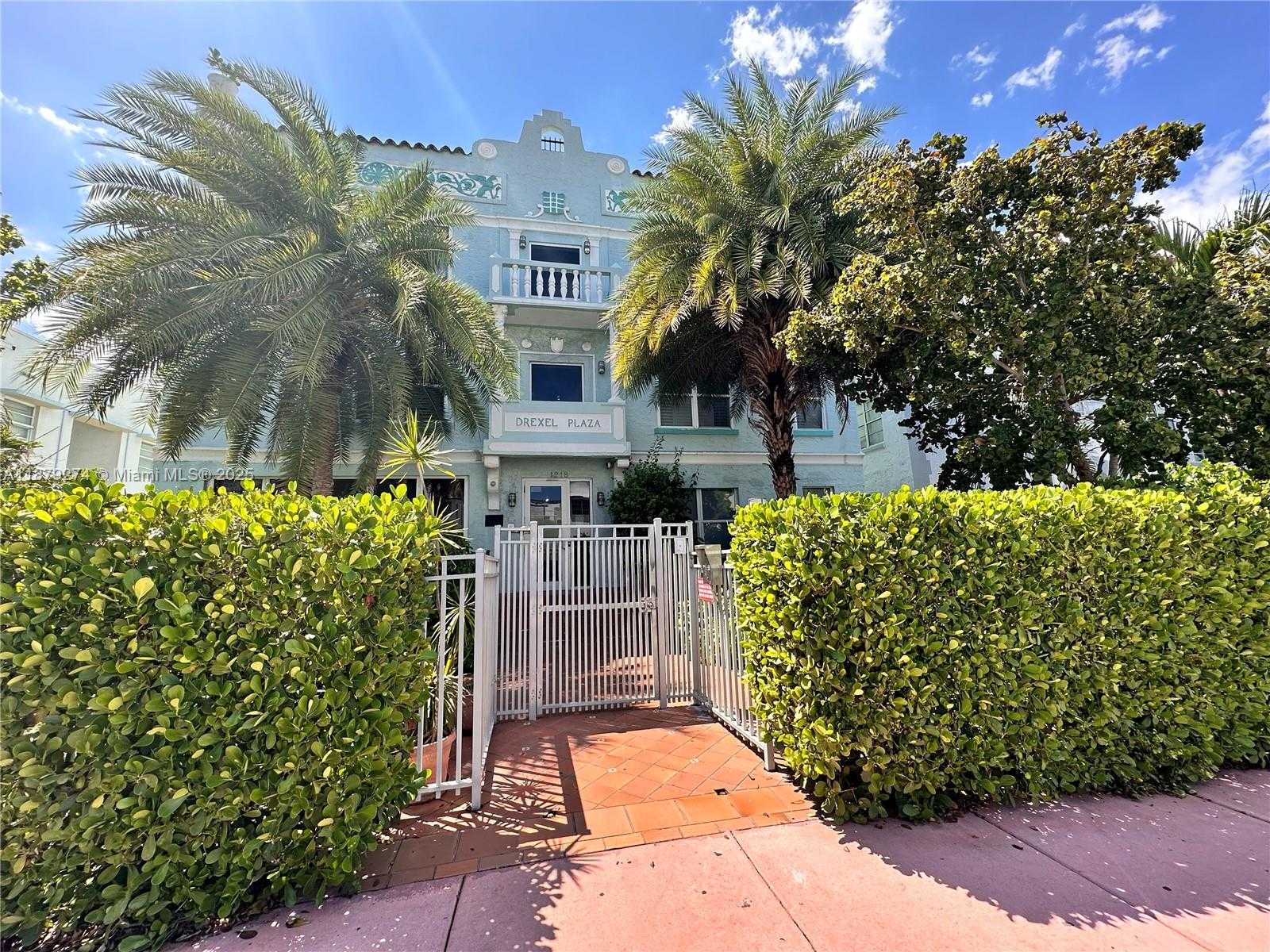 Small Image of Miami Beach Number 2