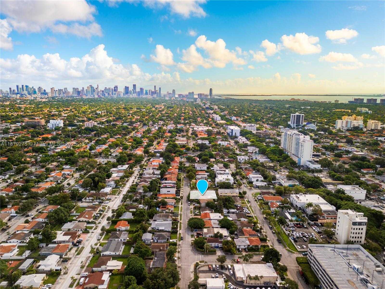 Small Image of 2100 SOUTH WEST 31ST AVE, Miami Number 19