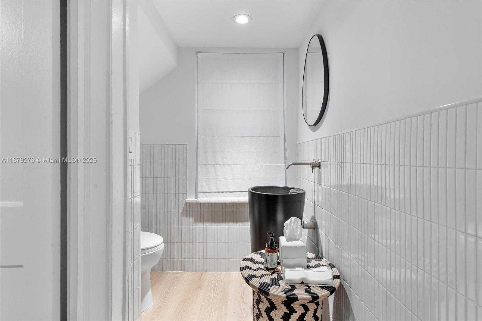 Small Image of 177 NORTH EAST 44TH ST, Miami Number 12