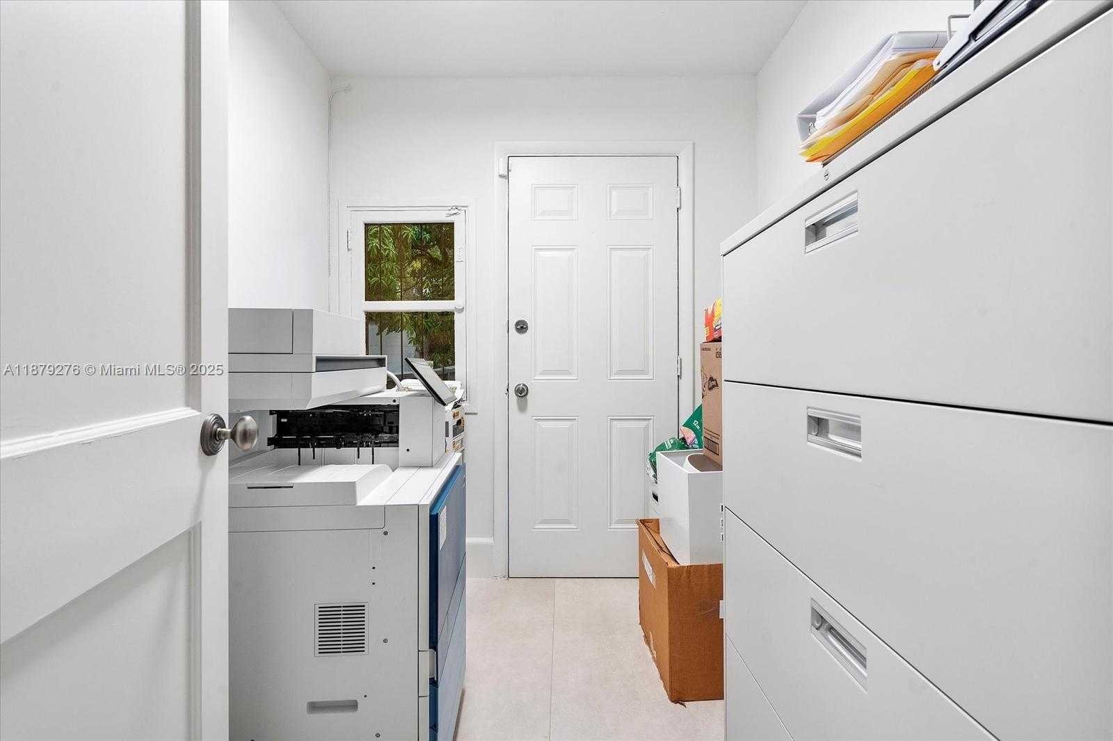 Small Image of 177 NORTH EAST 44TH ST, Miami Number 17