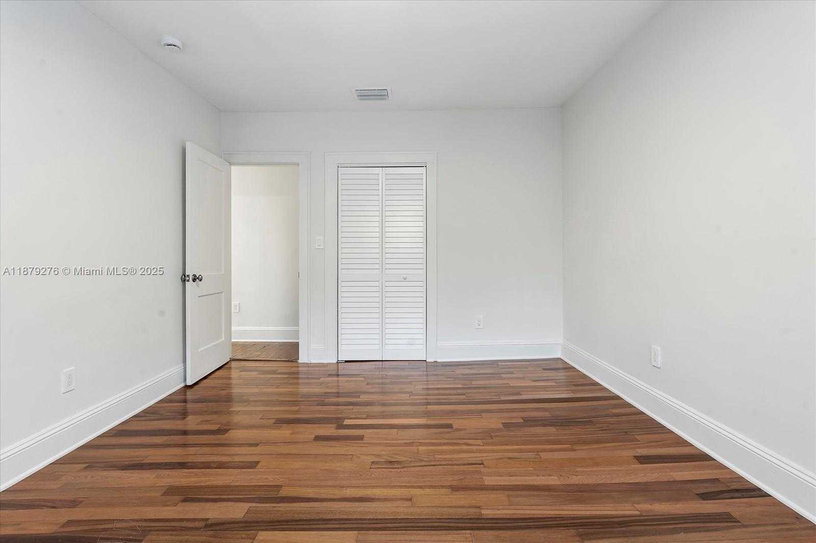 Small Image of 177 NORTH EAST 44TH ST, Miami Number 18