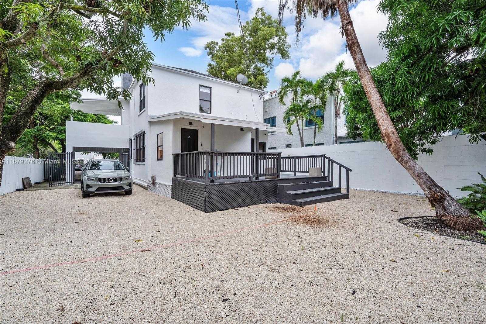 Small Image of 177 NORTH EAST 44TH ST, Miami Number 21
