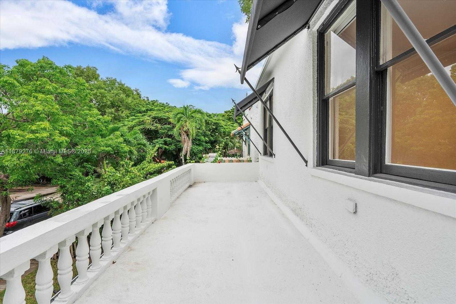 Small Image of 177 NORTH EAST 44TH ST, Miami Number 25