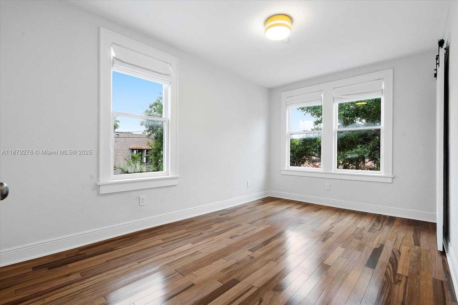 Small Image of 177 NORTH EAST 44TH ST, Miami Number 30