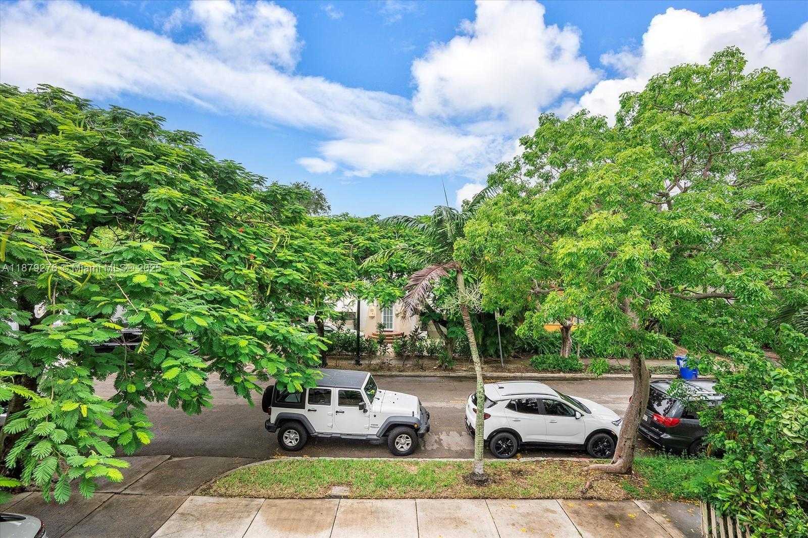 Small Image of 177 NORTH EAST 44TH ST, Miami Number 31
