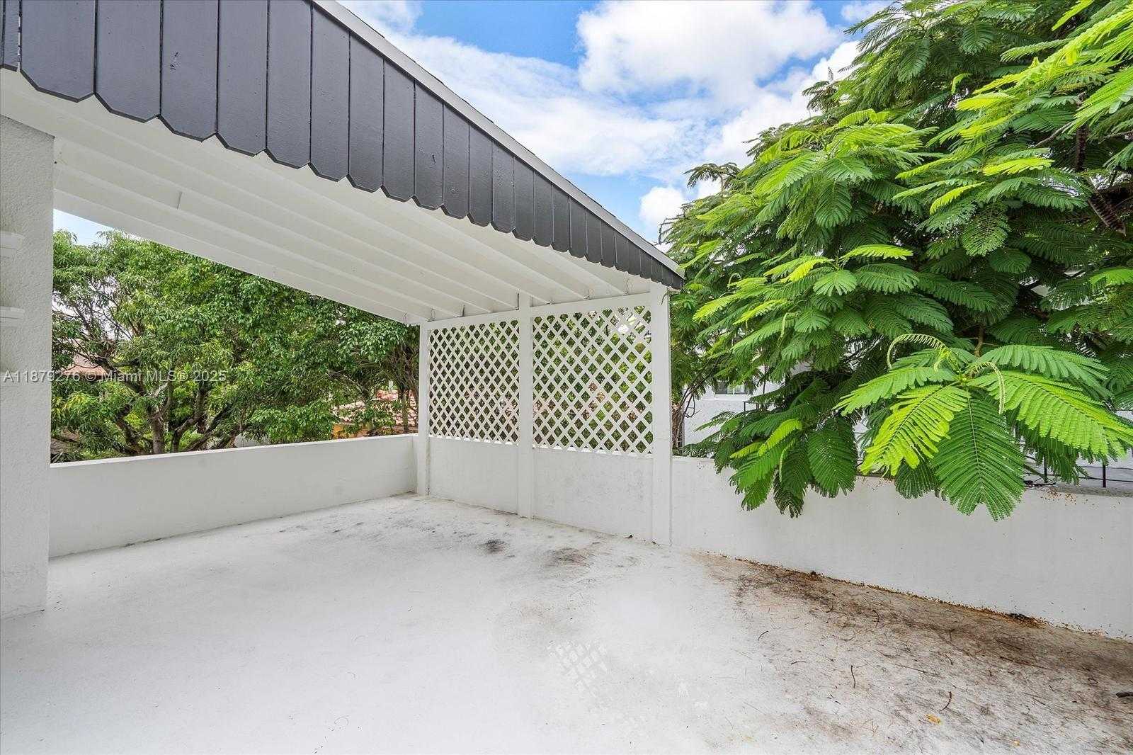 Small Image of 177 NORTH EAST 44TH ST, Miami Number 35