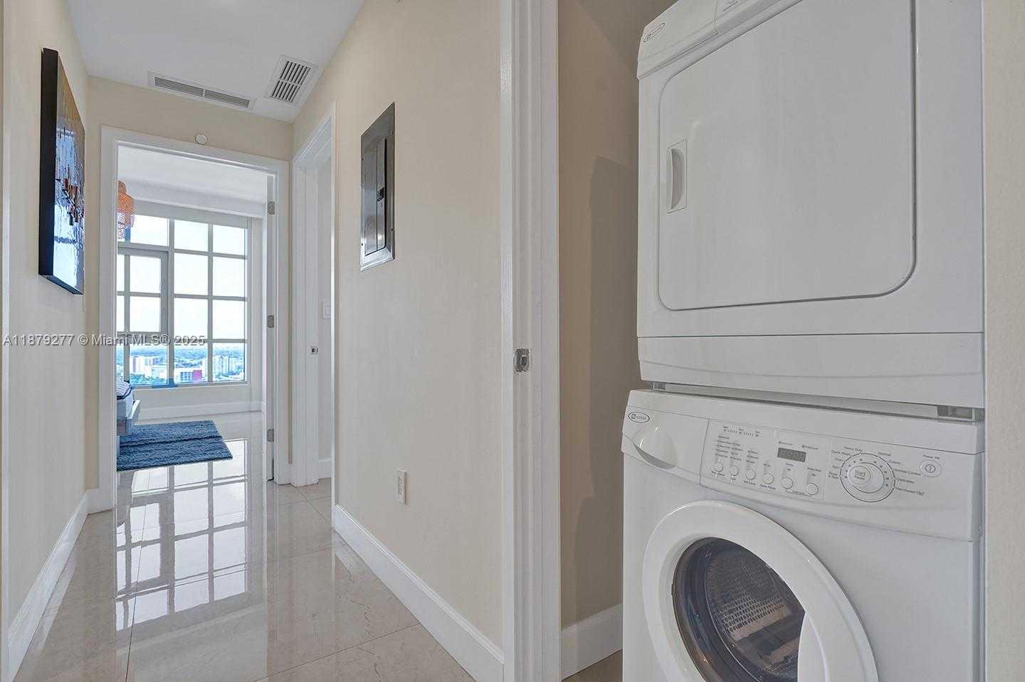 Small Image of 3301 NORTH EAST 1ST AVE #H2107, Miami Number 22