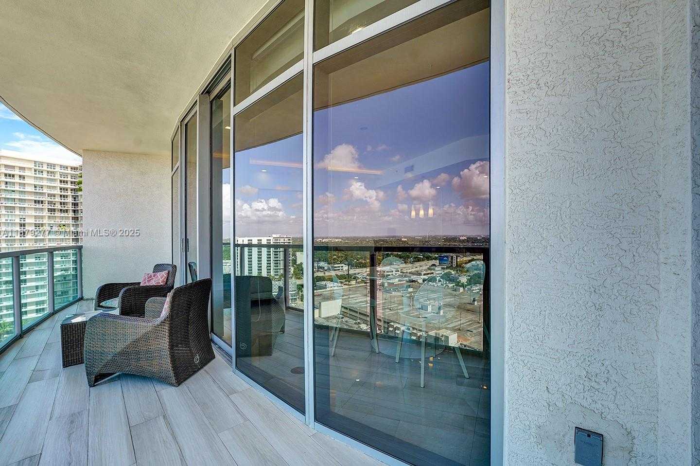 Small Image of 3301 NORTH EAST 1ST AVE #H2107, Miami Number 24