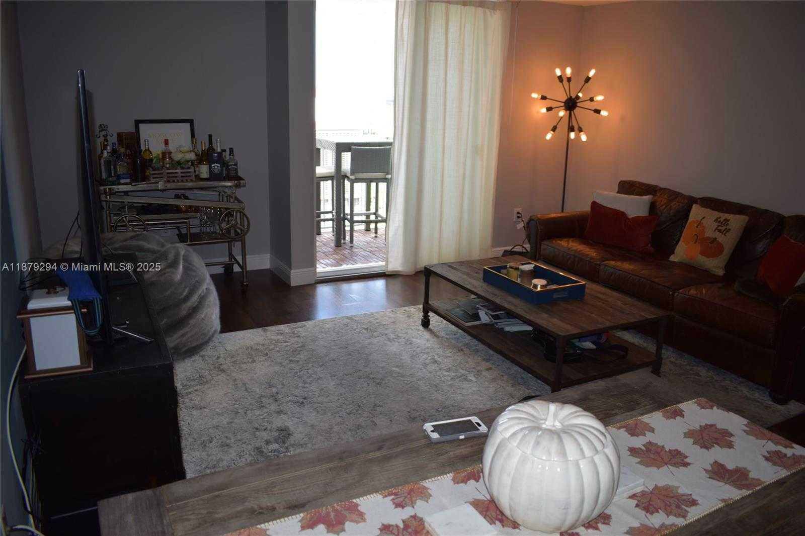 Small Image of 800 NORTH MIAMI AVE #E-1405, Miami Number 4