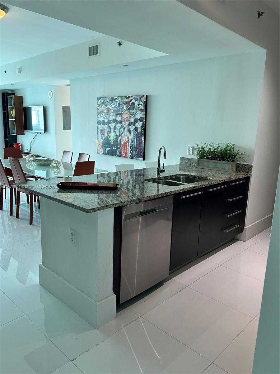 Small Image of 950 BRICKELL BAY DRIVE #1900, Miami Number 13