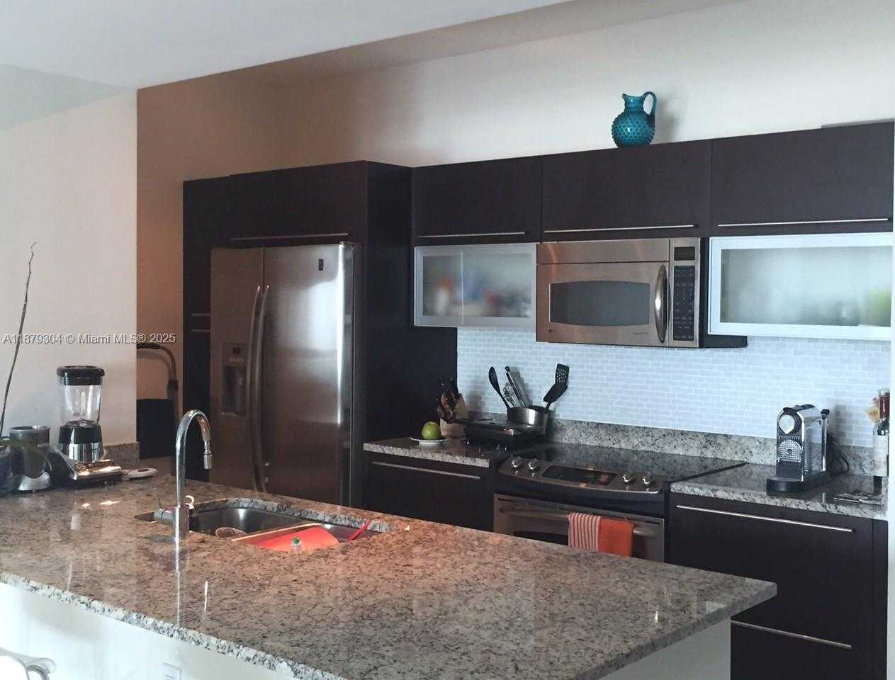 Small Image of 950 BRICKELL BAY DRIVE #1900, Miami Number 3