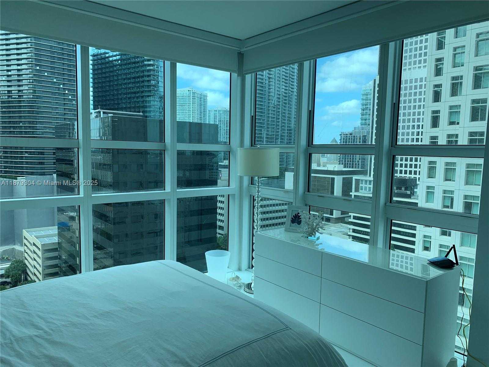 Small Image of 950 BRICKELL BAY DRIVE #1900, Miami Number 7