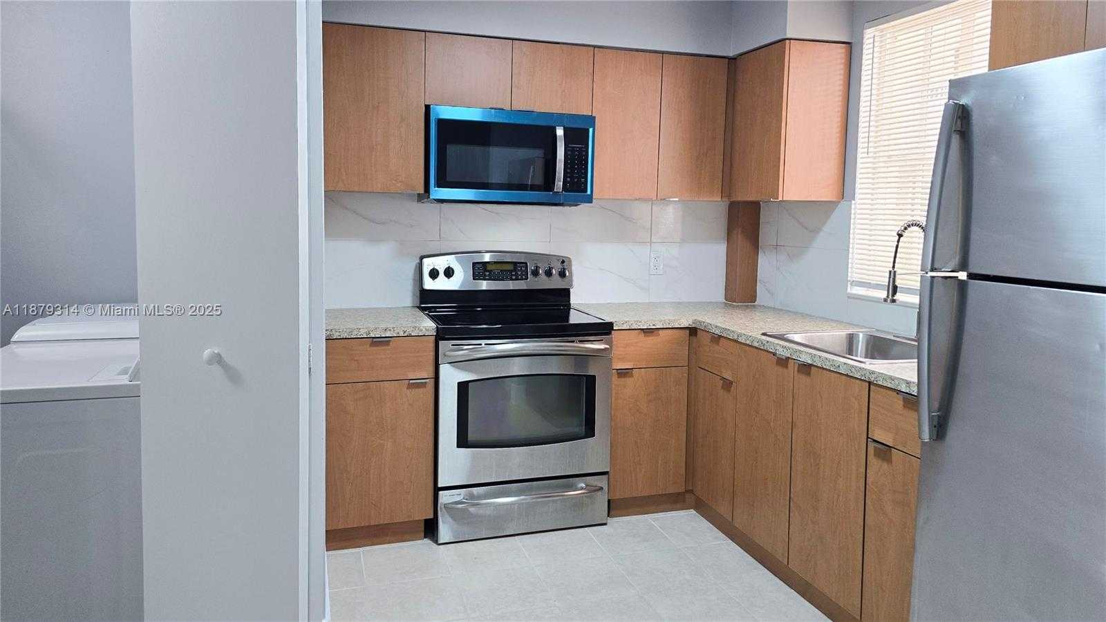 Small Image of 6115 NORTH WEST 186TH ST #112, Hialeah Number 2