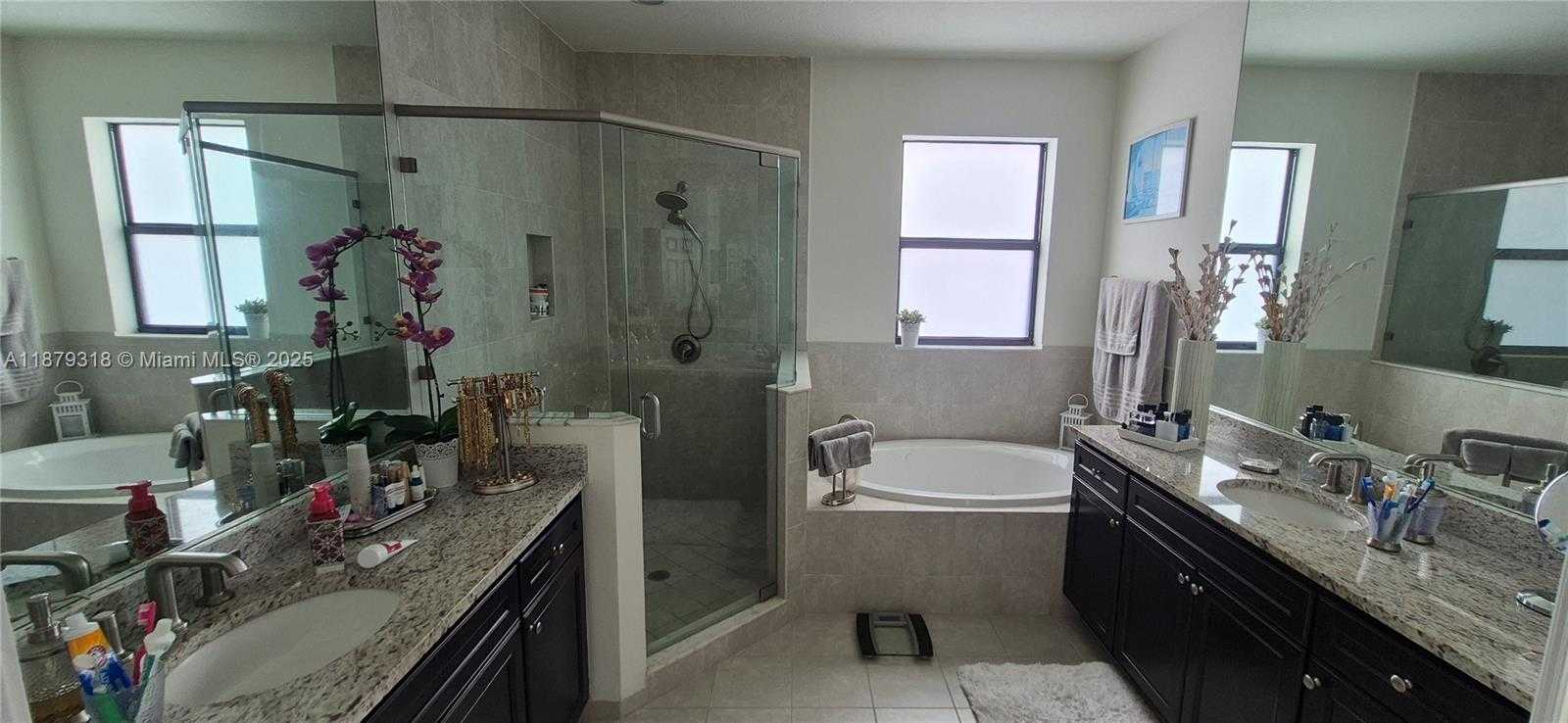 Small Image of 8760 NORTH WEST 102ND CT, Doral Number 13