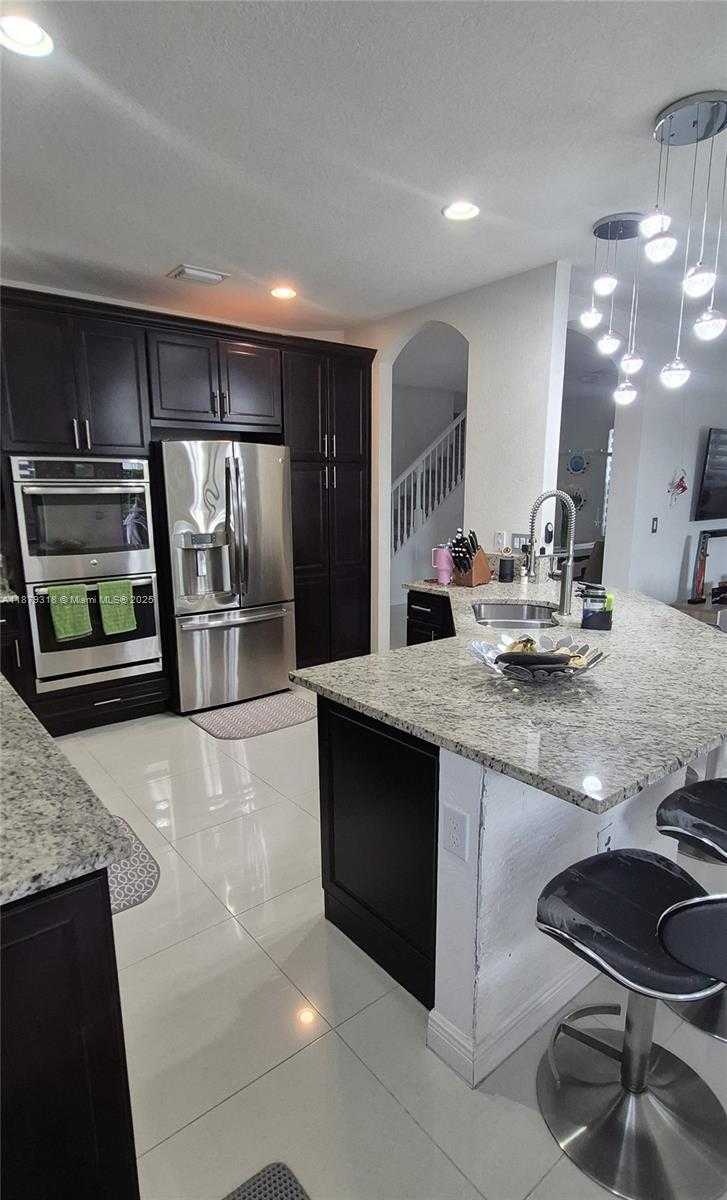 Small Image of 8760 NORTH WEST 102ND CT, Doral Number 5