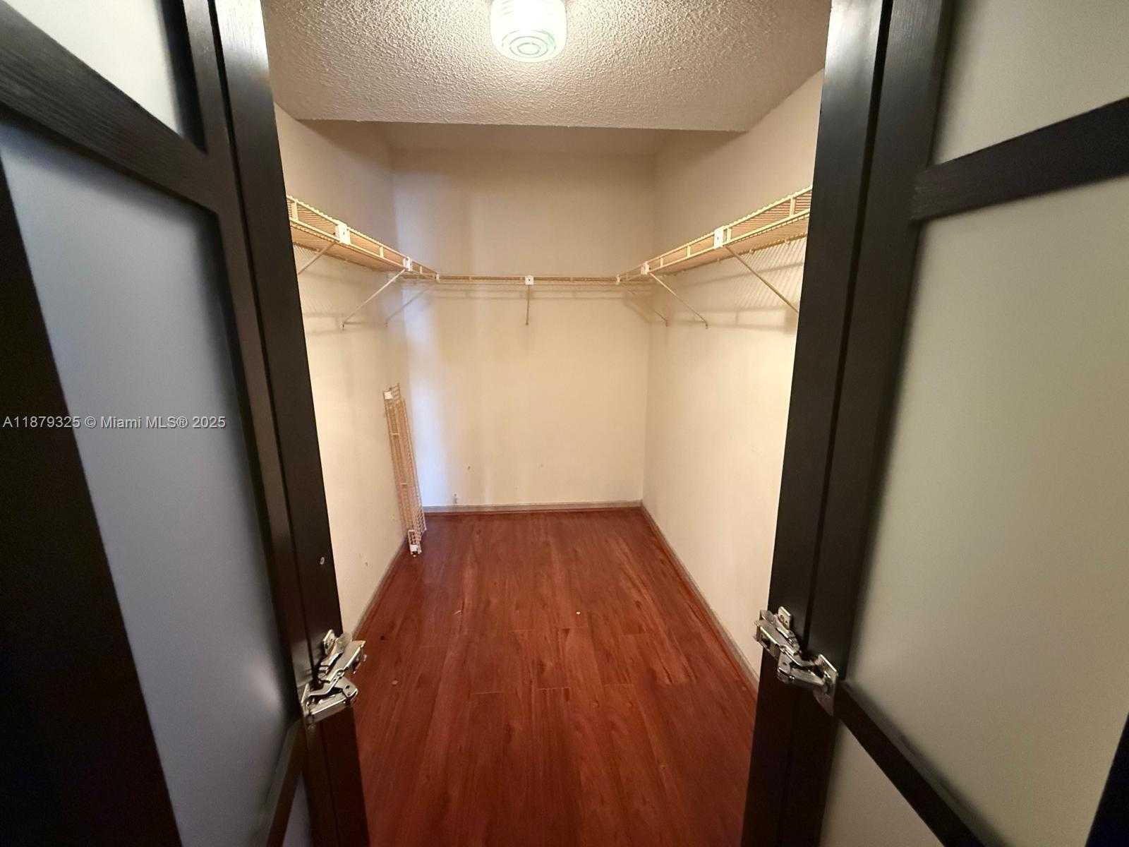 Small Image of 1500 SOUTH OCEAN DR #5G, Hollywood Number 32