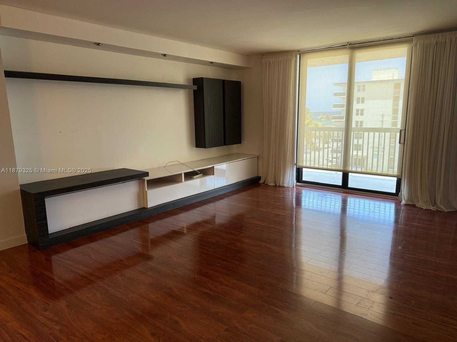 Small Image of 1500 SOUTH OCEAN DR #5G, Hollywood Number 35