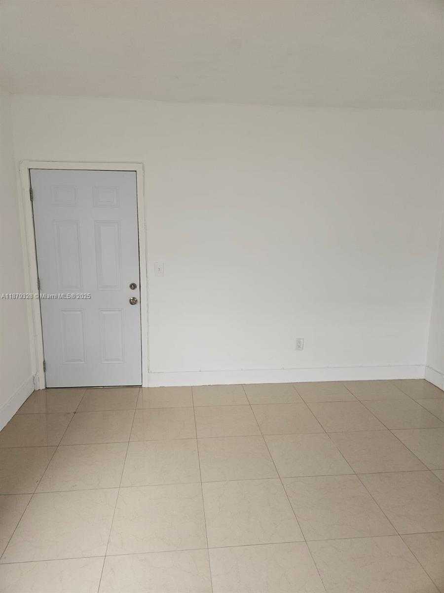 Small Image of 1135 EUCLID AVE #201, Miami Beach Number 13