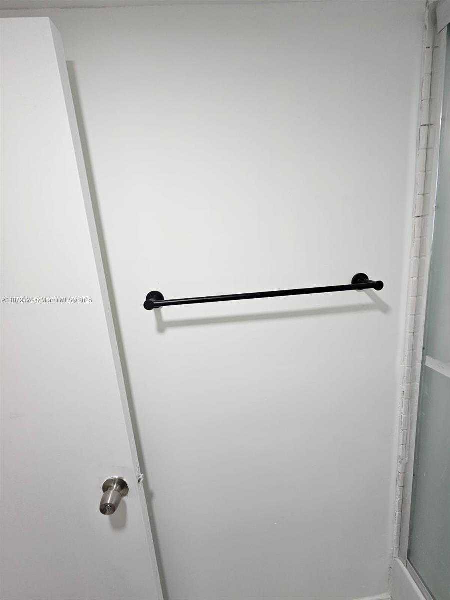 Small Image of 1135 EUCLID AVE #201, Miami Beach Number 5