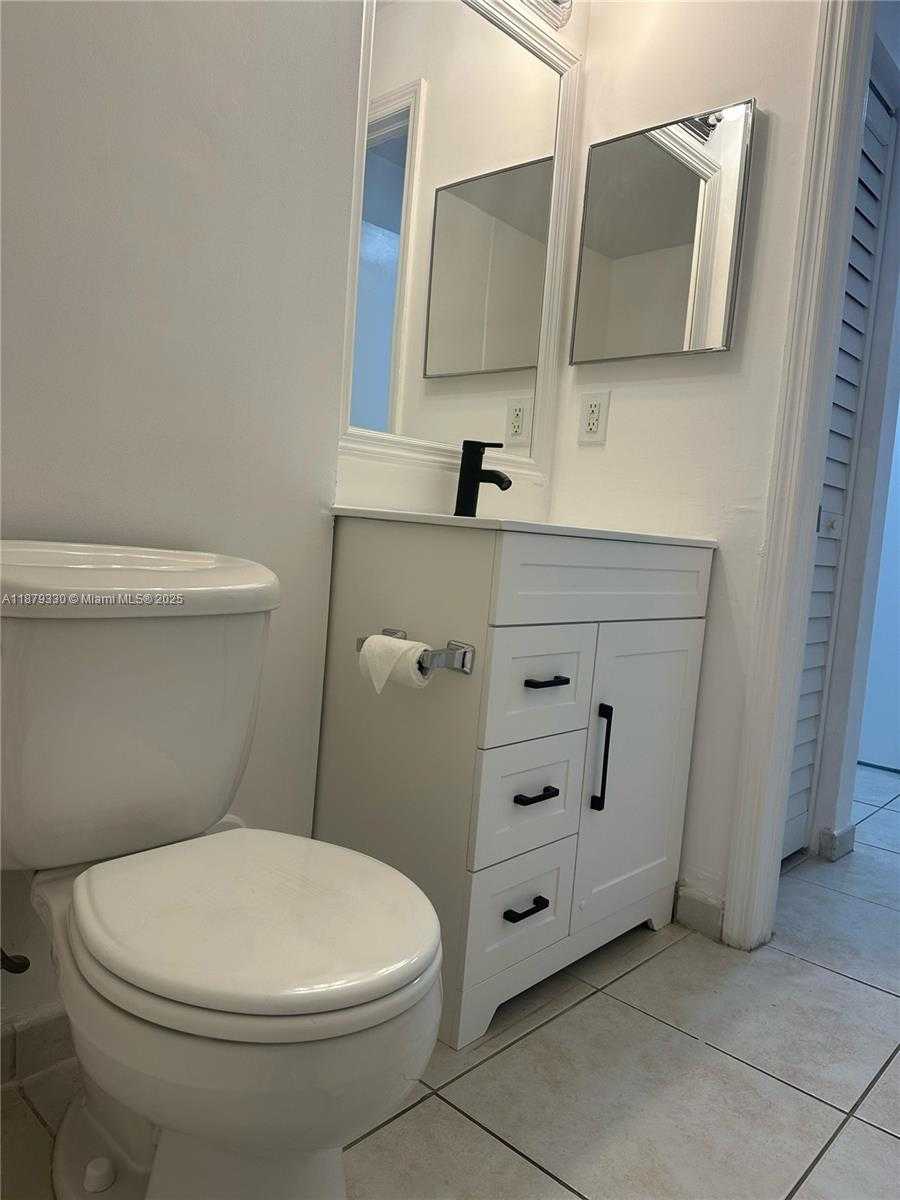 Small Image of 7210 NORTH WEST 114TH AVE #10715, Doral Number 18