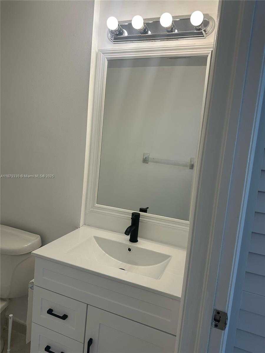 Small Image of 7210 NORTH WEST 114TH AVE #10715, Doral Number 22