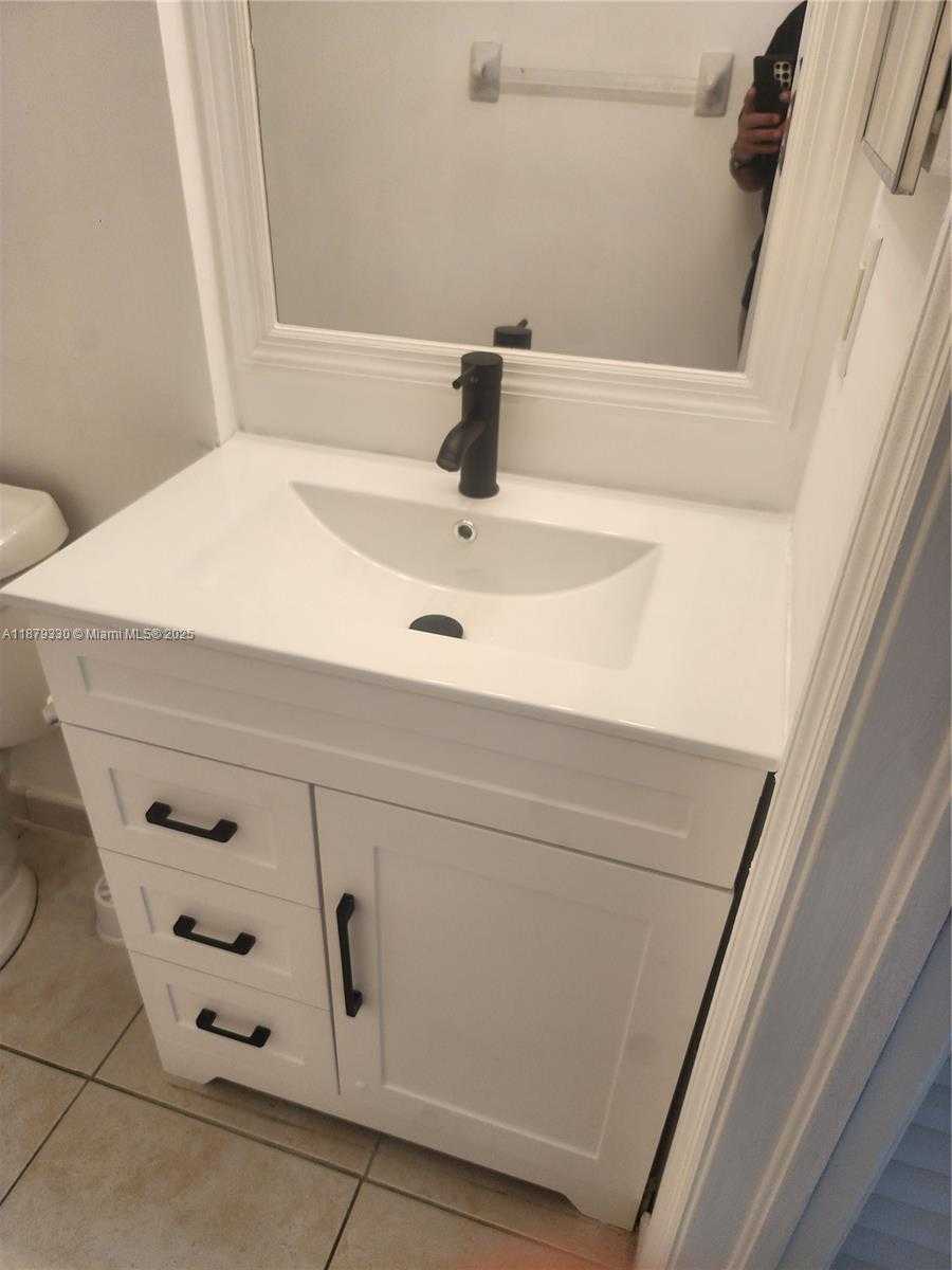 Small Image of 7210 NORTH WEST 114TH AVE #10715, Doral Number 24