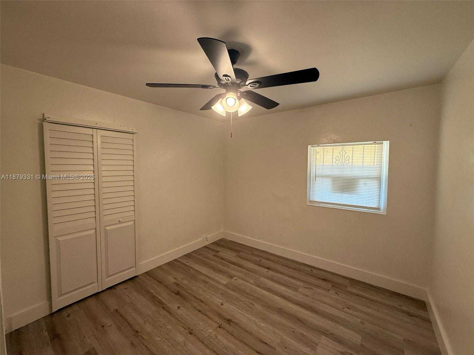 Small Image of 2962 NORTH WEST 46TH ST, Miami Number 8