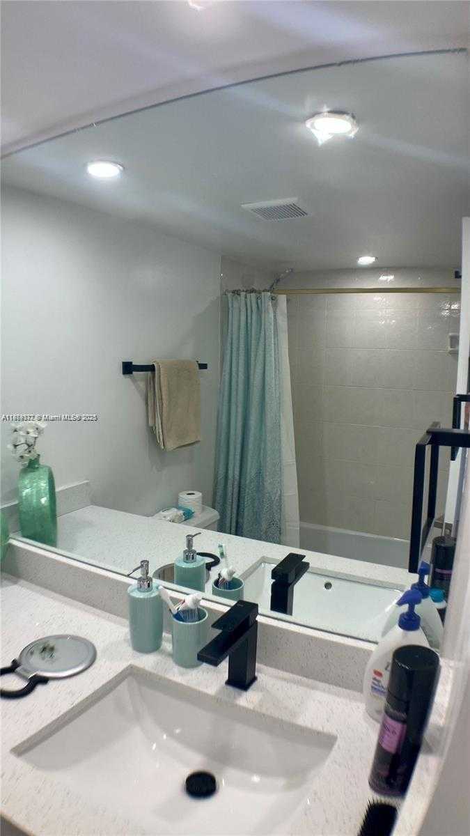 Small Image of 251 174TH ST #204, Sunny Isles Beach Number 15