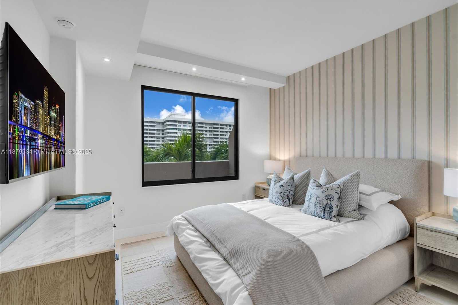 Small Image of 251 CRANDON BLVD #327, Key Biscayne Number 14