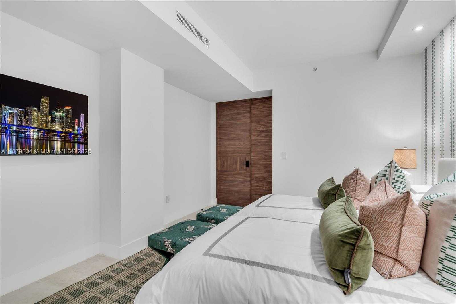 Small Image of 251 CRANDON BLVD #327, Key Biscayne Number 18