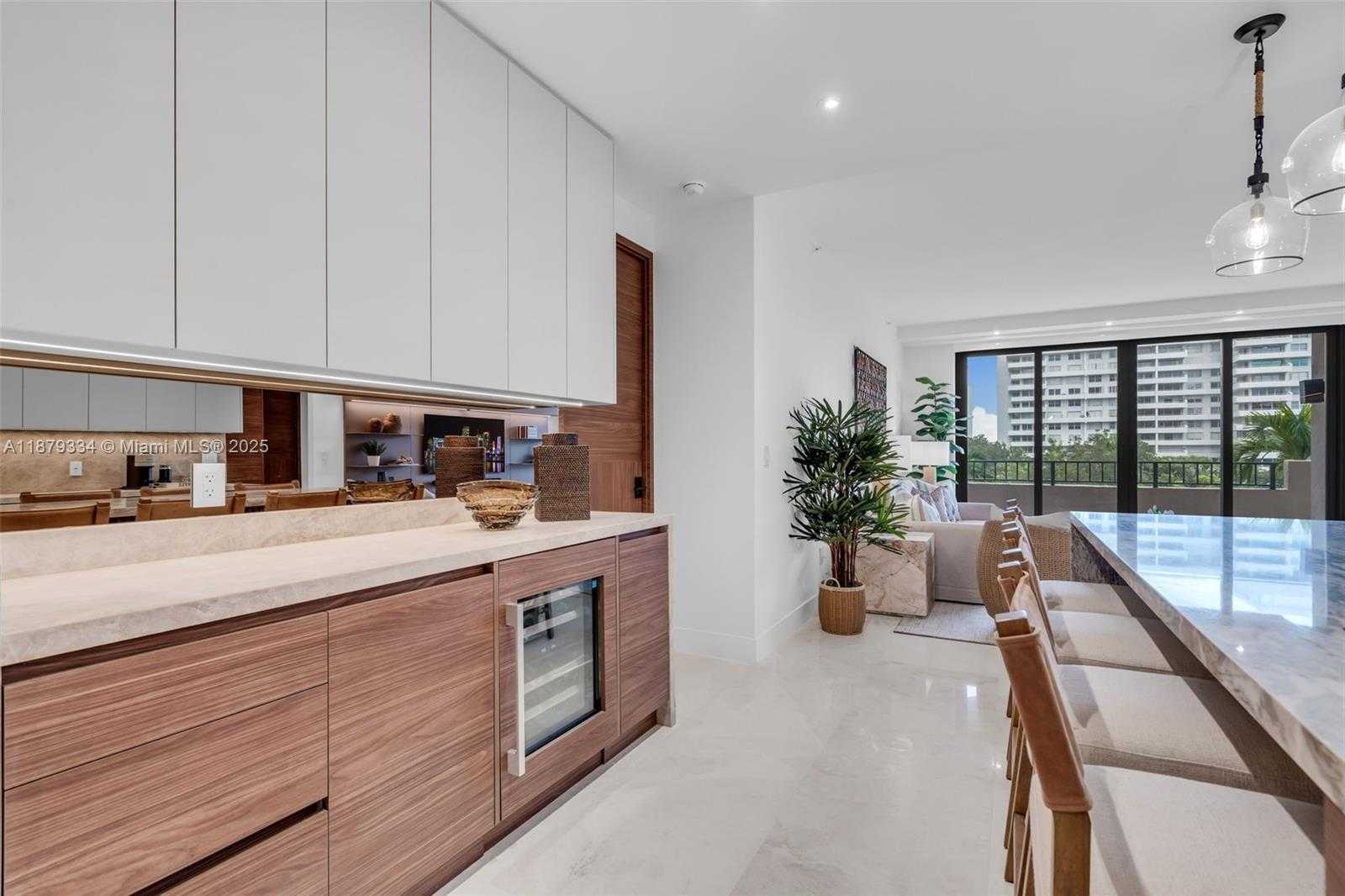 Small Image of 251 CRANDON BLVD #327, Key Biscayne Number 3