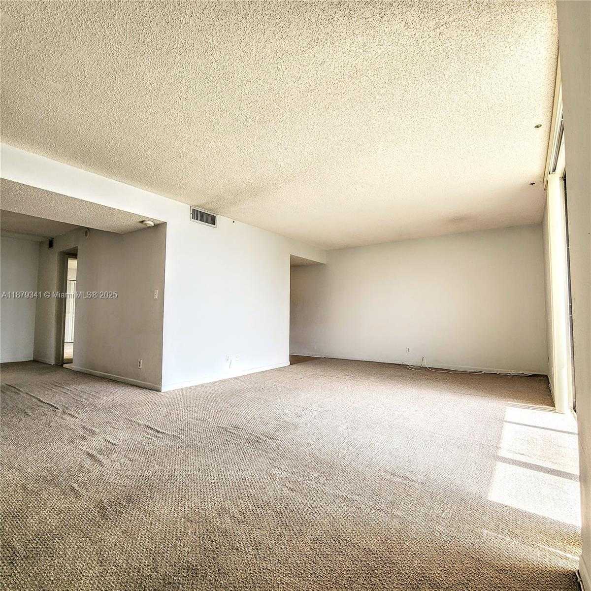 Small Image of 18181 NORTH EAST 31ST CT #1501, Aventura Number 3
