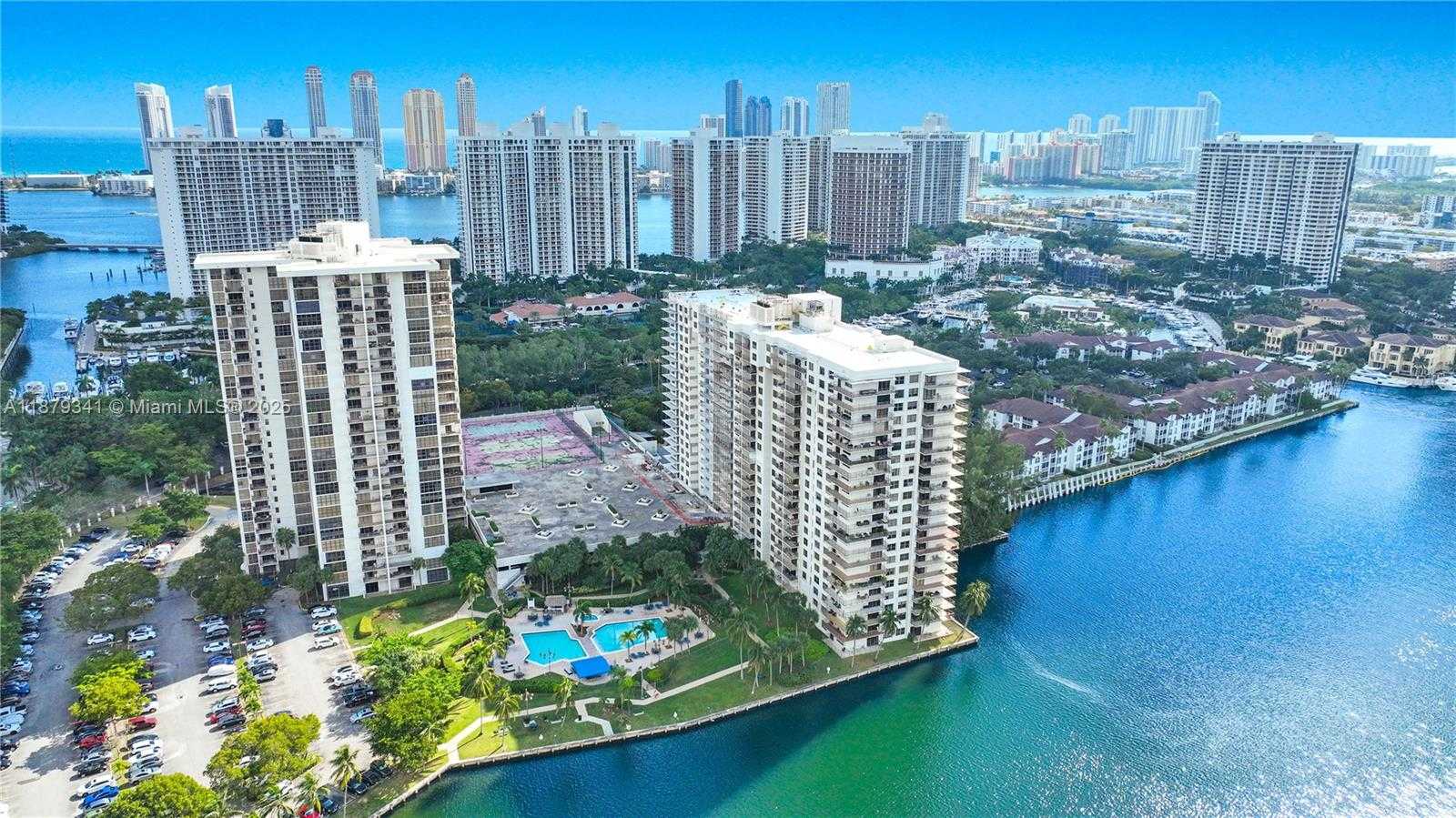 Small Image of 18181 NORTH EAST 31ST CT #1501, Aventura Number 30