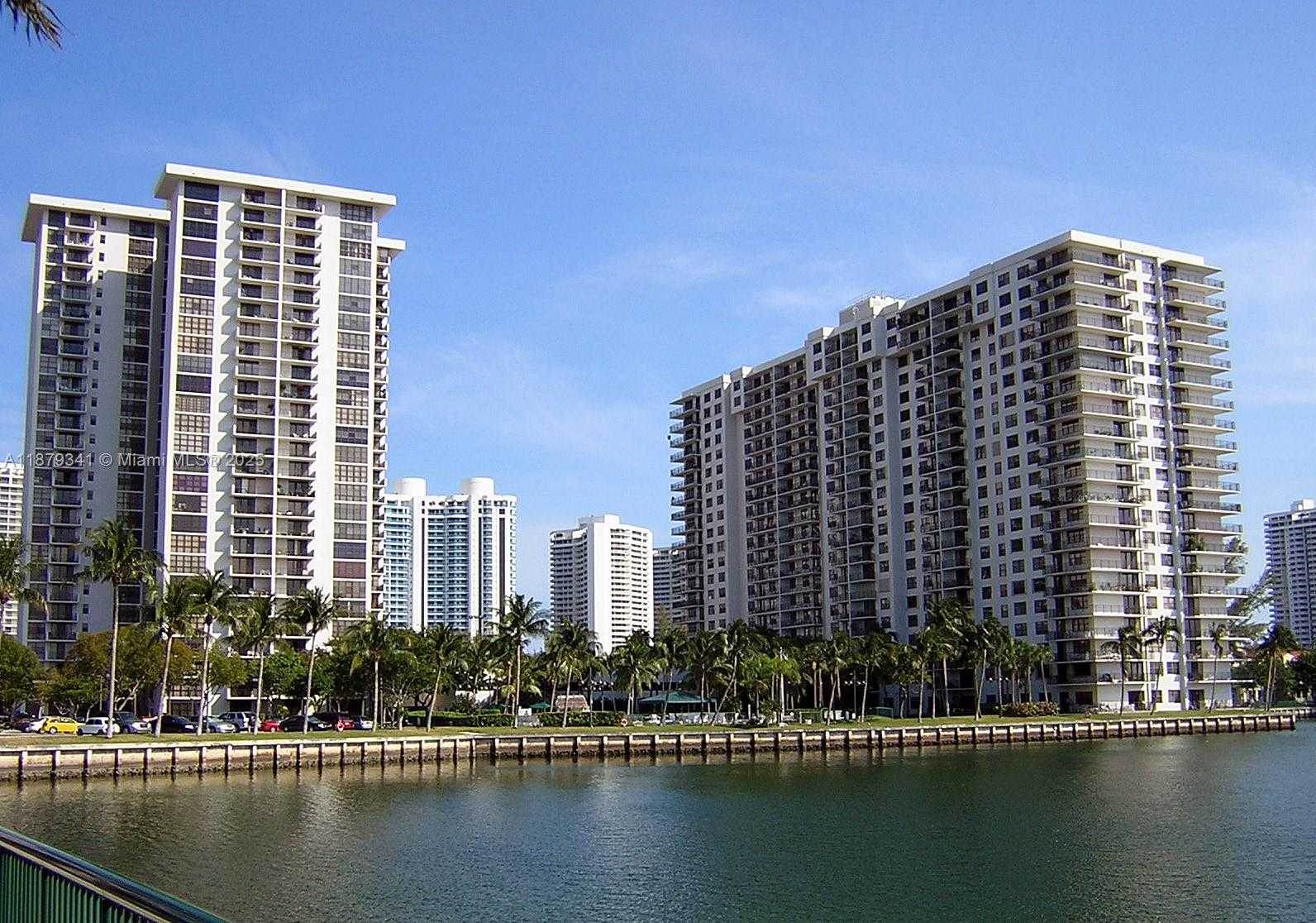 Small Image of 18181 NORTH EAST 31ST CT #1501, Aventura Number 31
