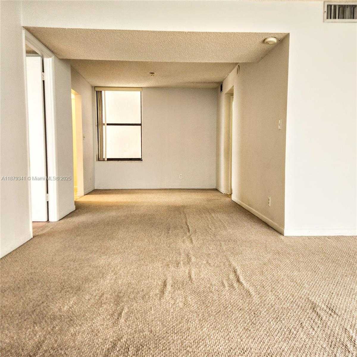 Small Image of 18181 NORTH EAST 31ST CT #1501, Aventura Number 4