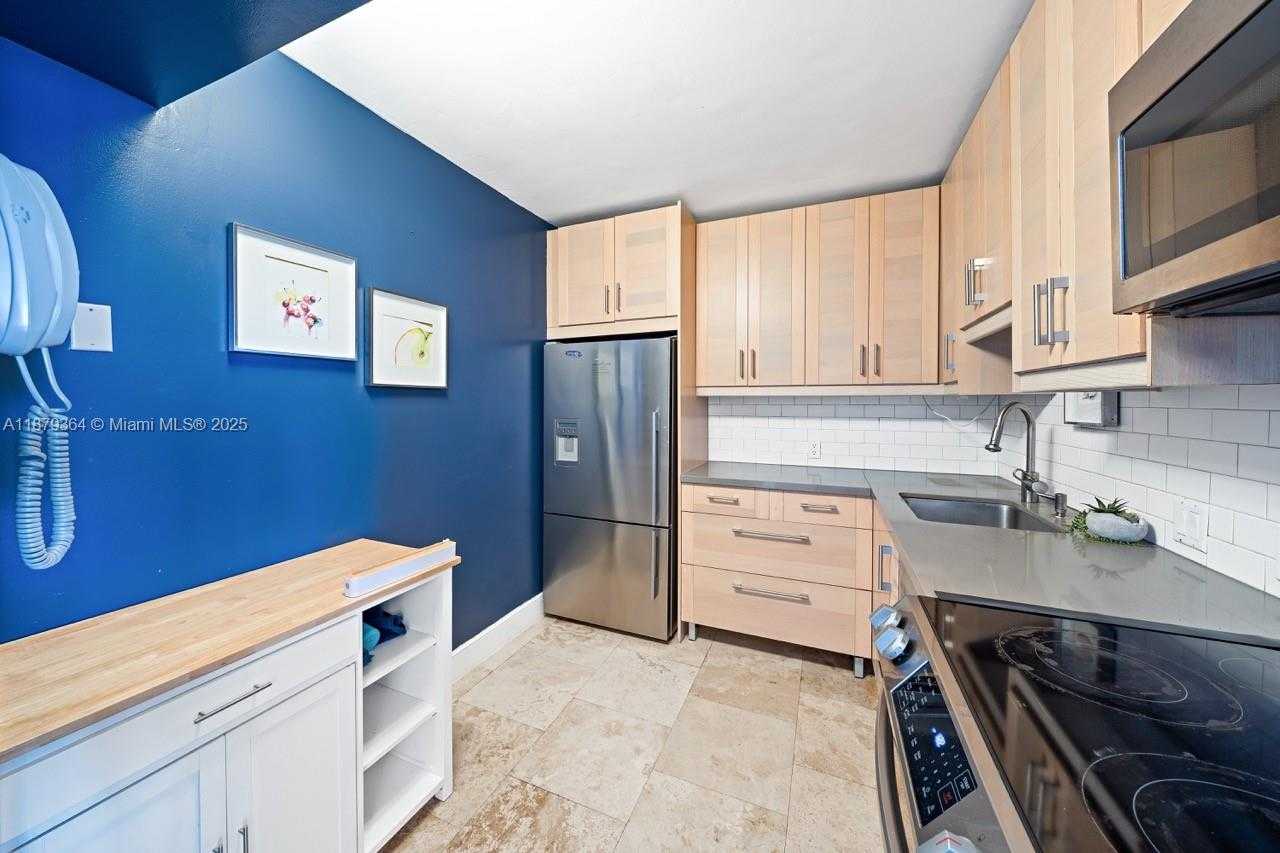 Small Image of 20335 WEST COUNTRY CLUB DR #1208, Aventura Number 14