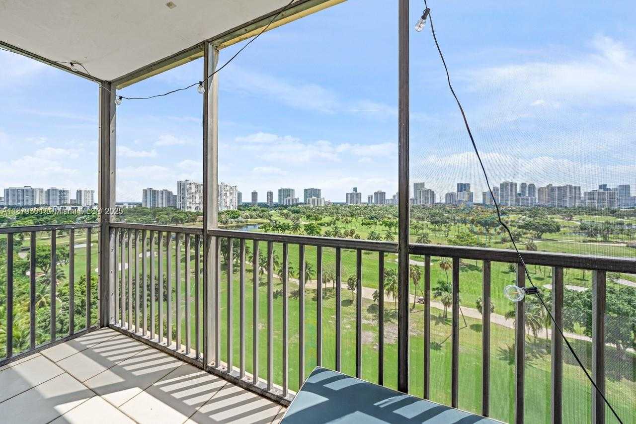 Small Image of 20335 WEST COUNTRY CLUB DR #1208, Aventura Number 7