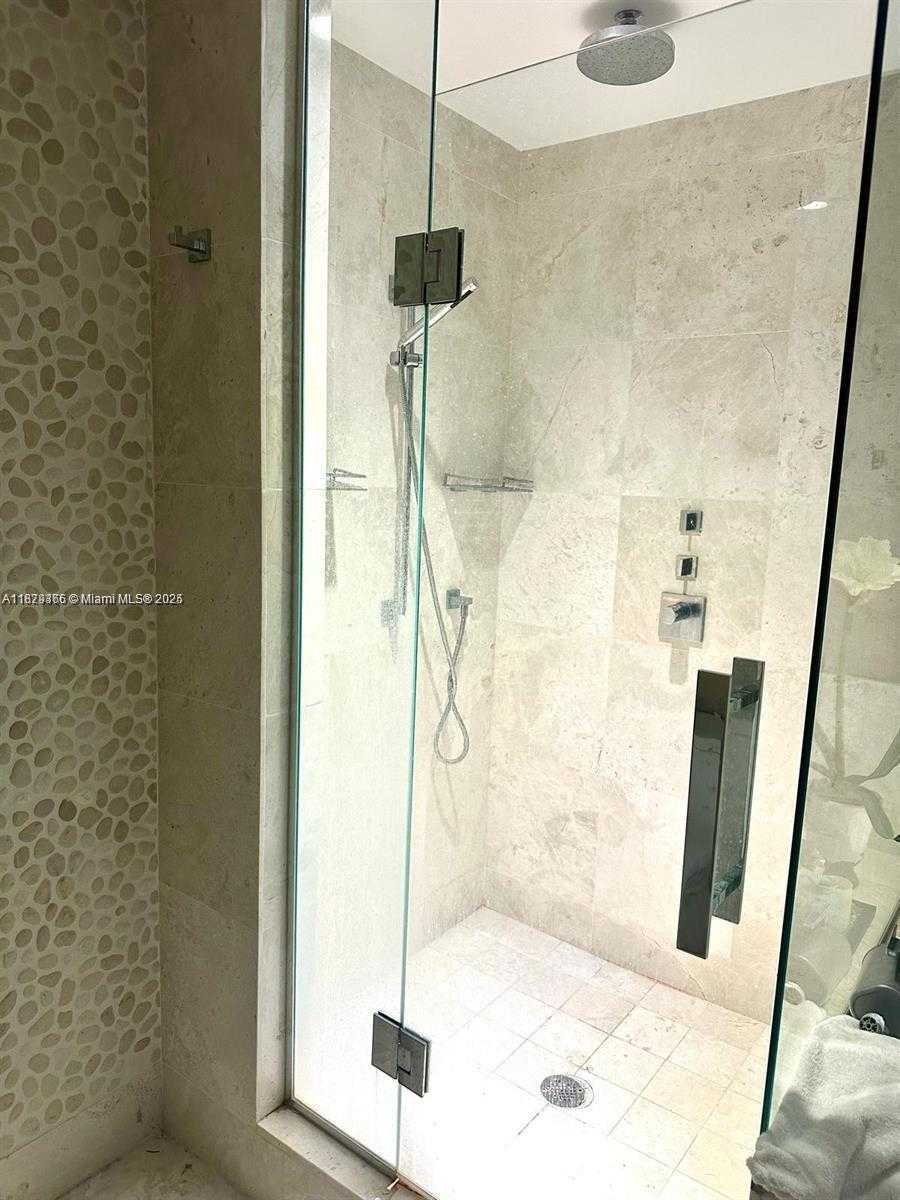 Small Image of 17121 COLLINS AVE #1606, Sunny Isles Beach Number 23
