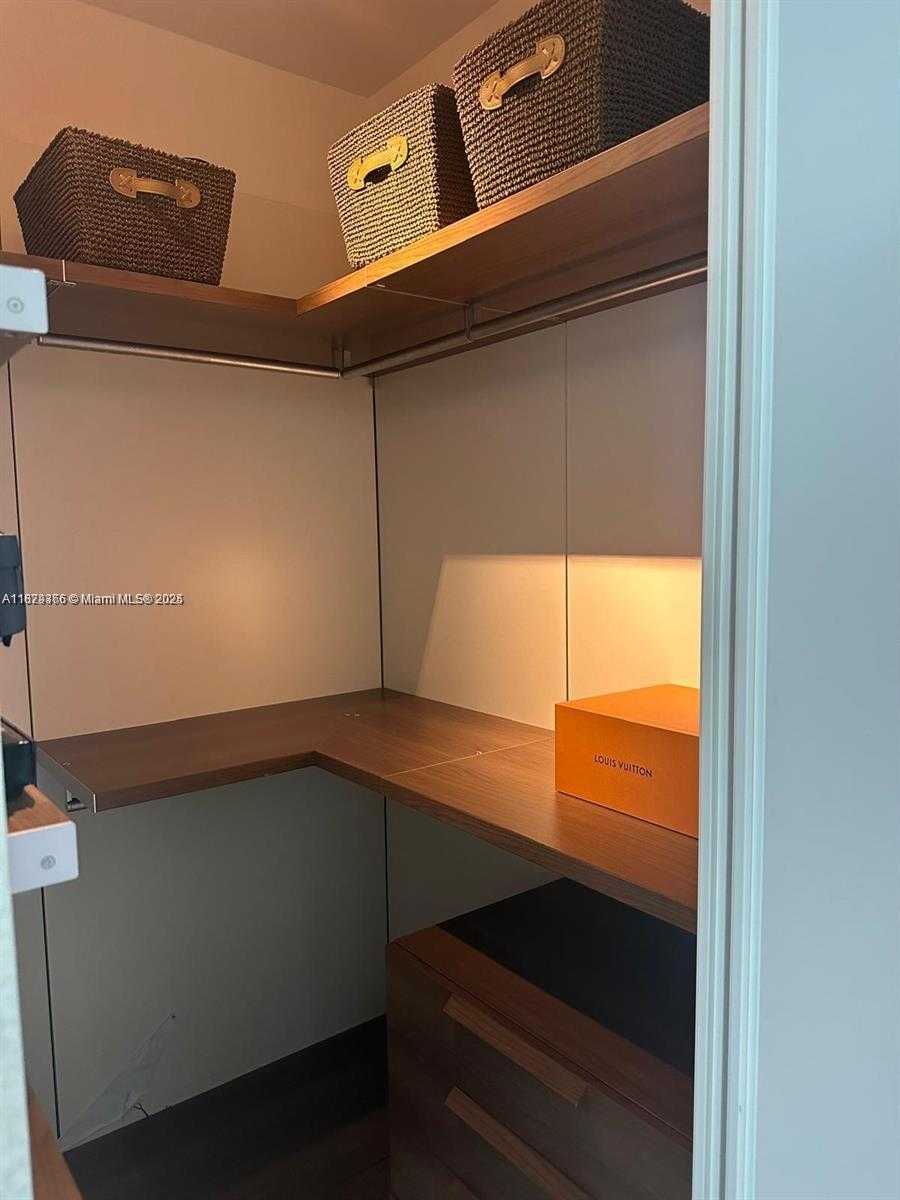 Small Image of 17121 COLLINS AVE #1606, Sunny Isles Beach Number 24