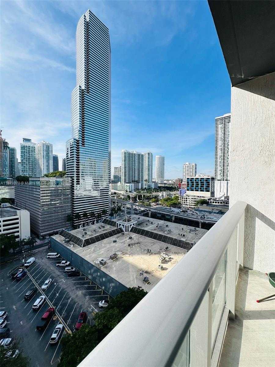 Small Image of 151 SOUTH EAST 1ST ST #1209, Miami Number 3