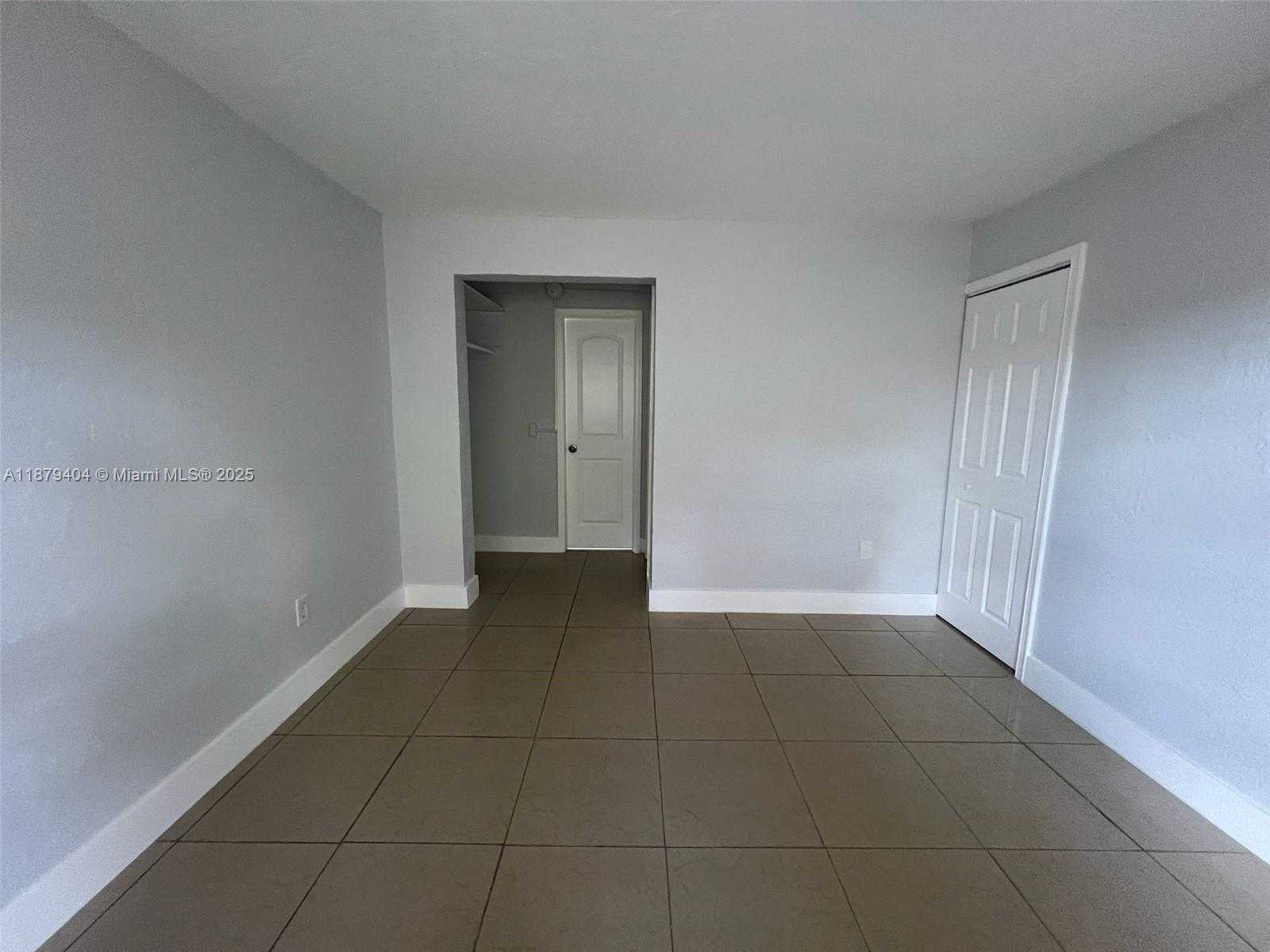 Small Image of Miami Number 1