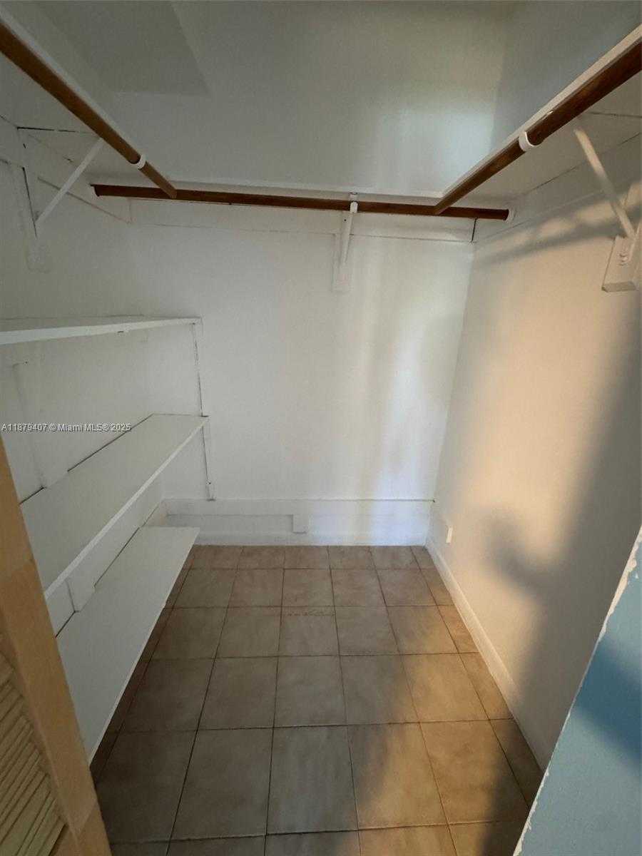 Small Image of 632 SOUTH WEST 33RD AVE #632, Miami Number 14