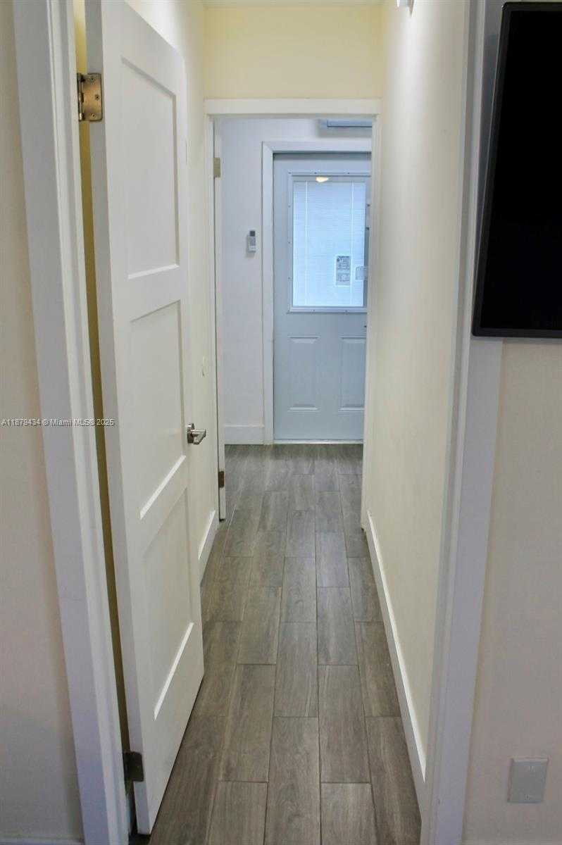 Small Image of 1320 ARTHUR ST #1320, Hollywood Number 13
